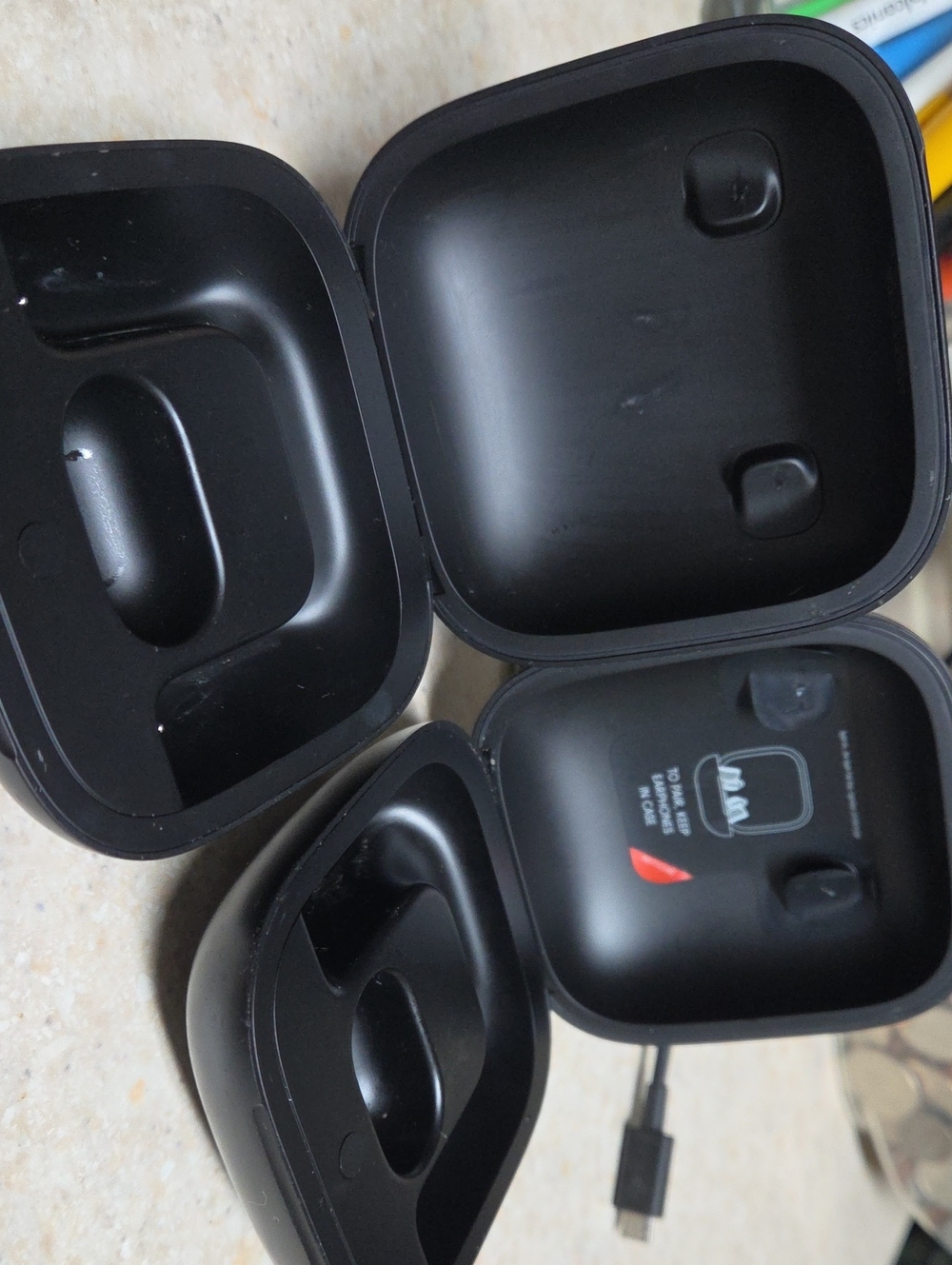 Black Replacement Earbud Charging Case (Set)